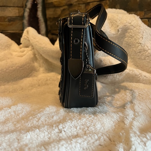 Coach Leather Saddle Bag 23 with Tea Rose - Picture 3 of 9